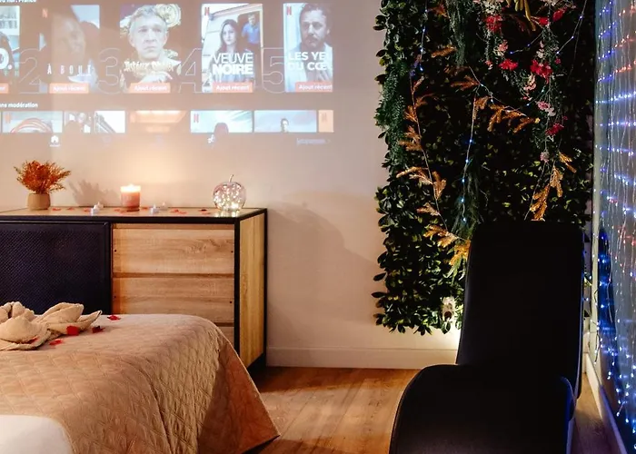 La Romantique Des Chatons 펜션 미미장플라즈